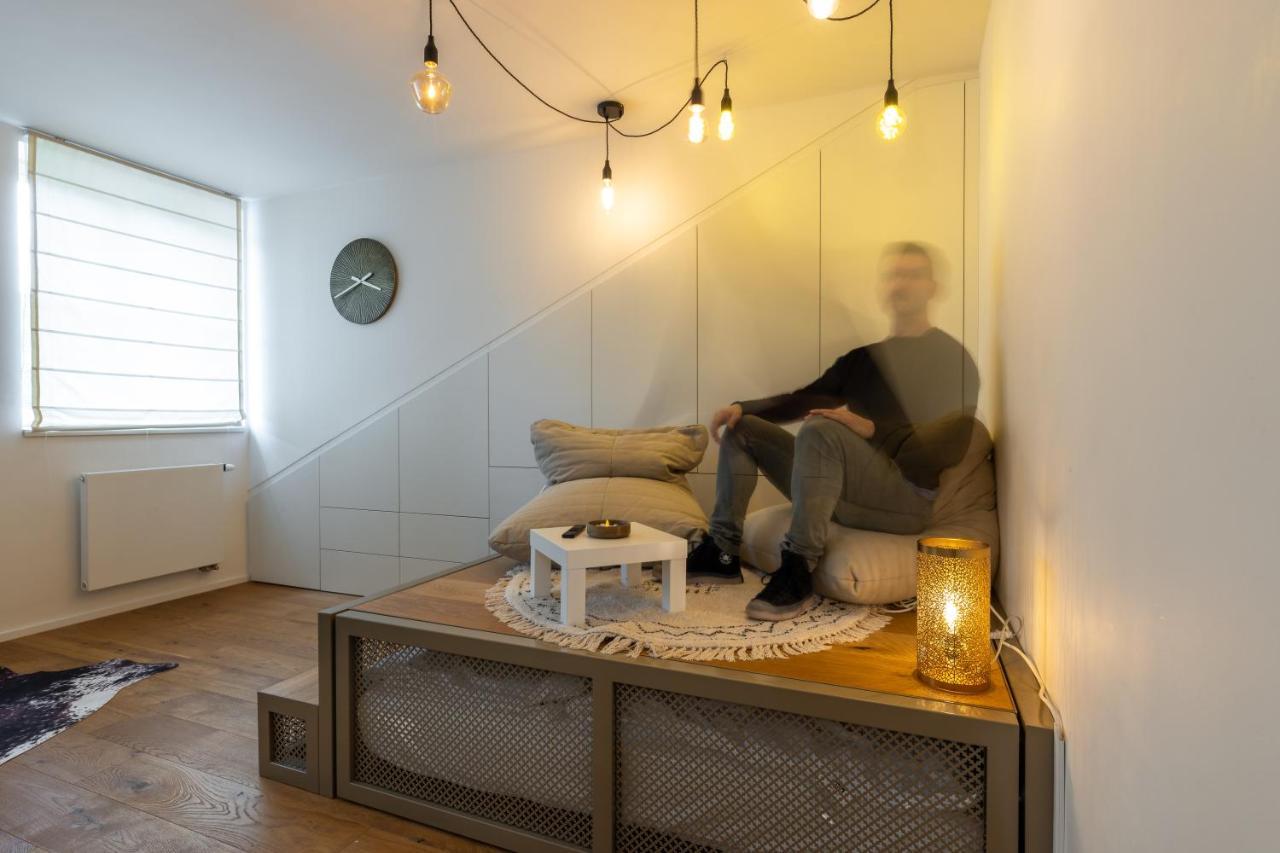 Luxurious, Charming Studio Perfect For Couples Praga Exterior foto