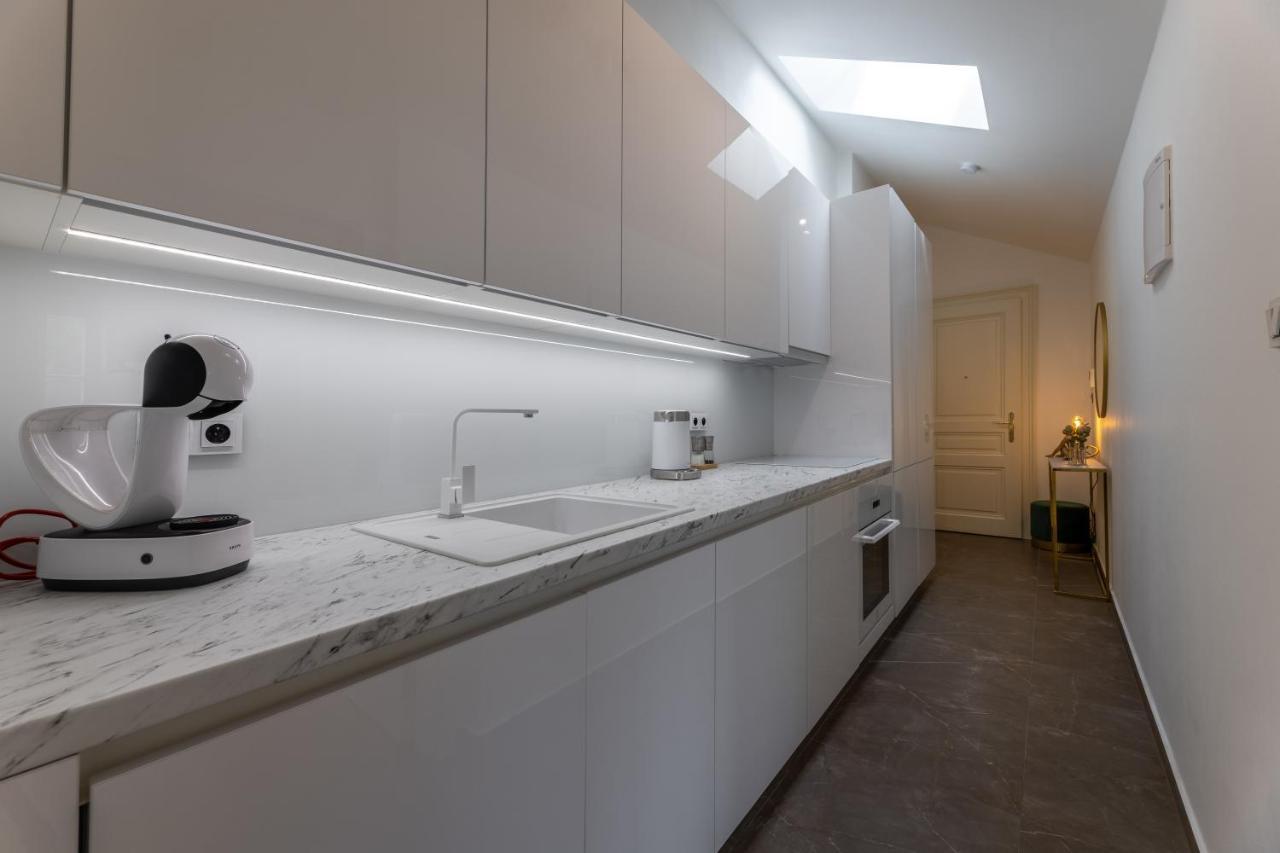 Luxurious, Charming Studio Perfect For Couples Praga Exterior foto